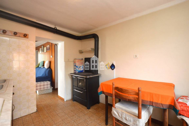 Bifamiliare in vendita a Val di Chy