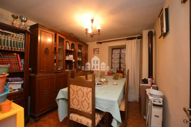 Bifamiliare in vendita a Val di Chy