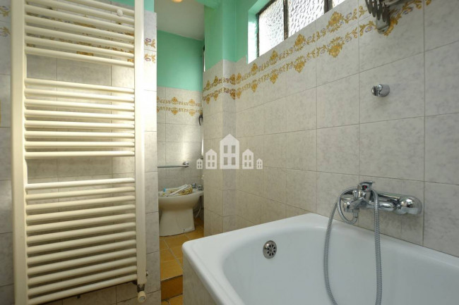 Bifamiliare in vendita a Val di Chy