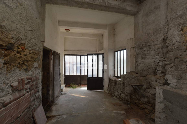 Casa semindipendente in vendita a Val di Chy