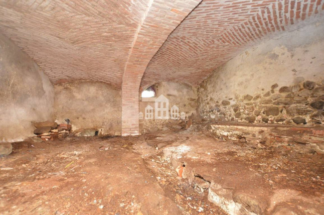 Casa semindipendente in vendita a Val di Chy