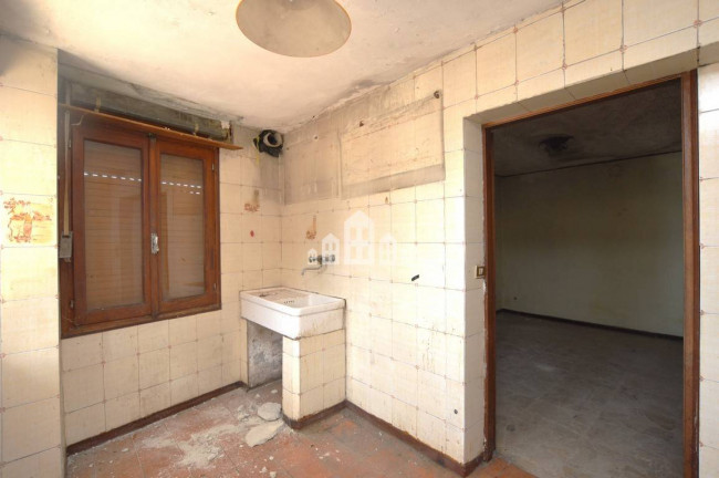 Casa semindipendente in vendita a Val di Chy