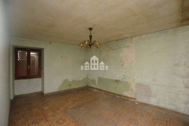 Casa semindipendente in vendita a Val di Chy