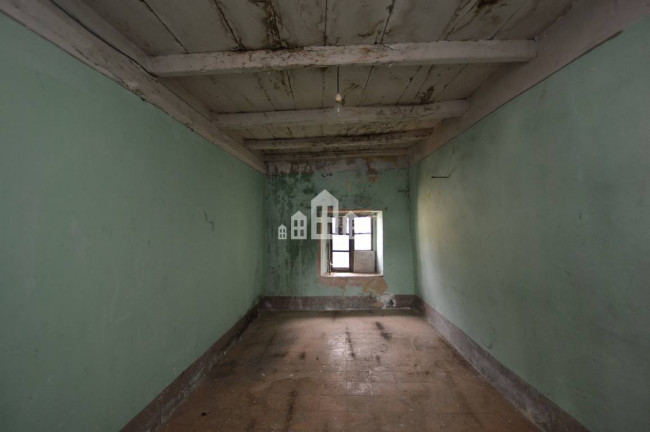 Casa semindipendente in vendita a Val di Chy