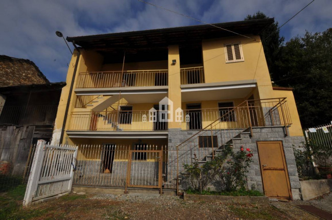 Casa semindipendente in vendita a Chiesanuova