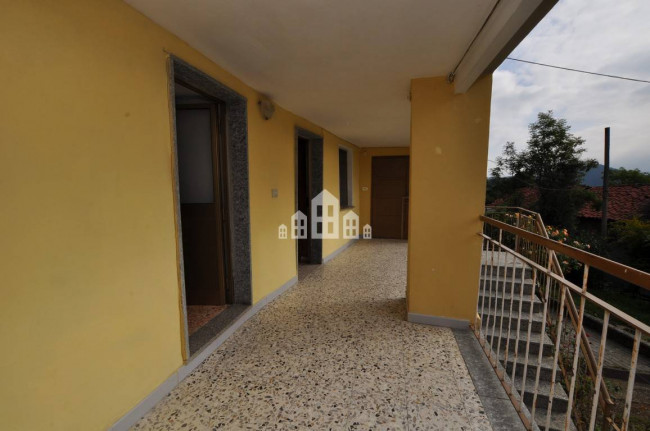 Casa semindipendente in vendita a Chiesanuova