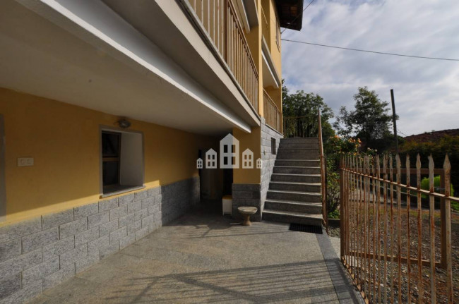 Casa semindipendente in vendita a Chiesanuova