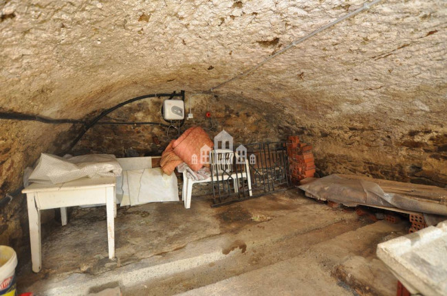 Casa semindipendente in vendita a Chiesanuova