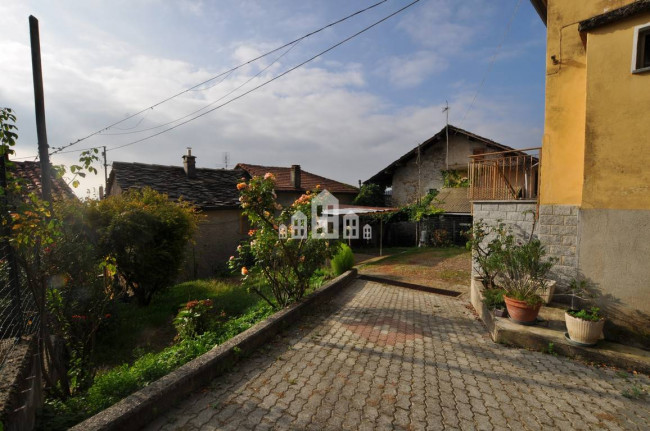 Casa semindipendente in vendita a Chiesanuova