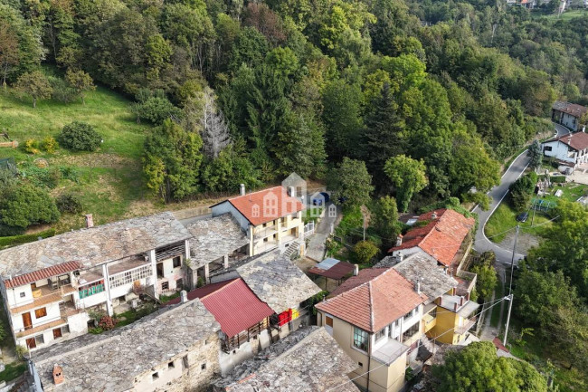 Casa semindipendente in vendita a Chiesanuova