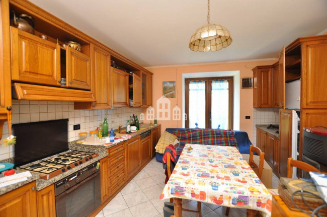 Casa semindipendente in vendita a Locana