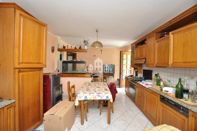 Casa semindipendente in vendita a Locana