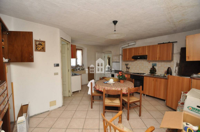 Casa semindipendente in vendita a Locana