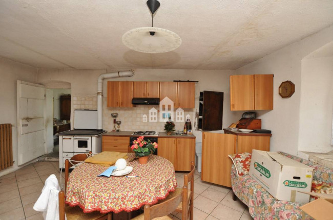 Casa semindipendente in vendita a Locana