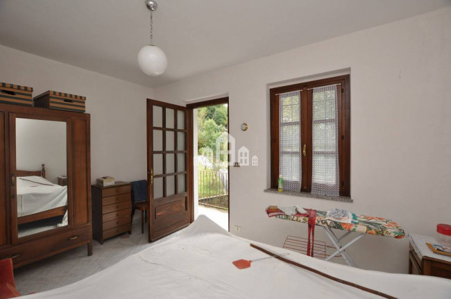 Casa indipendente in vendita a Sparone