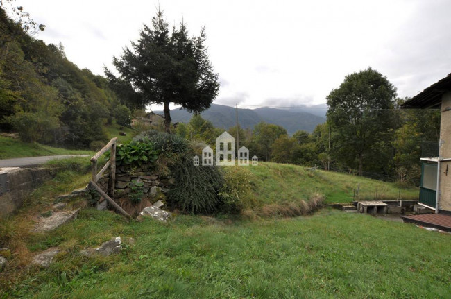 Casa indipendente in vendita a Sparone