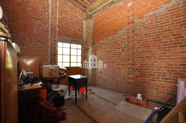 Half-duplex for sale in Castellamonte