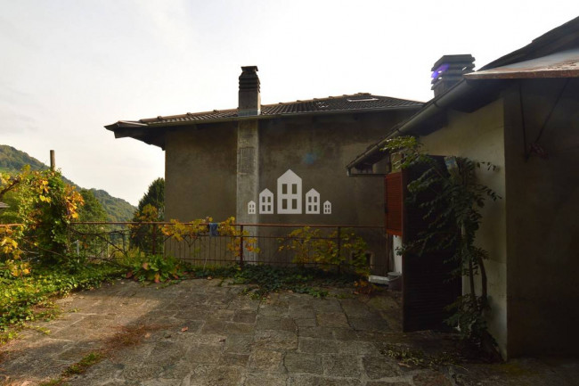 Casa semindipendente in vendita a Traversella