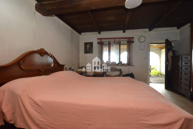 Casa semindipendente in vendita a Traversella