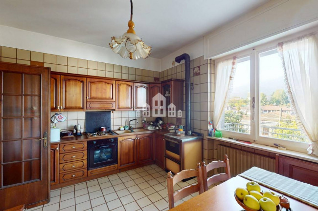 Casa indipendente in vendita a Cuorgnè