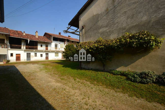 Casa semindipendente in vendita a San Giorgio Canavese