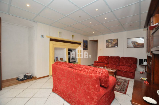 Casa semindipendente in vendita a Rivarolo Canavese