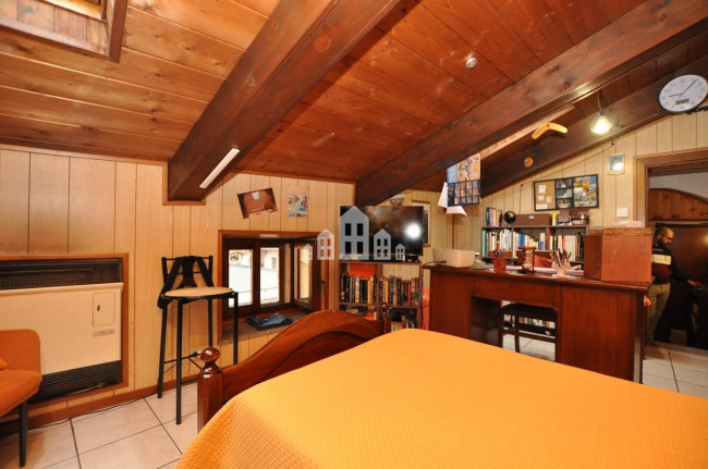 Casa semindipendente in vendita a Rivarolo Canavese