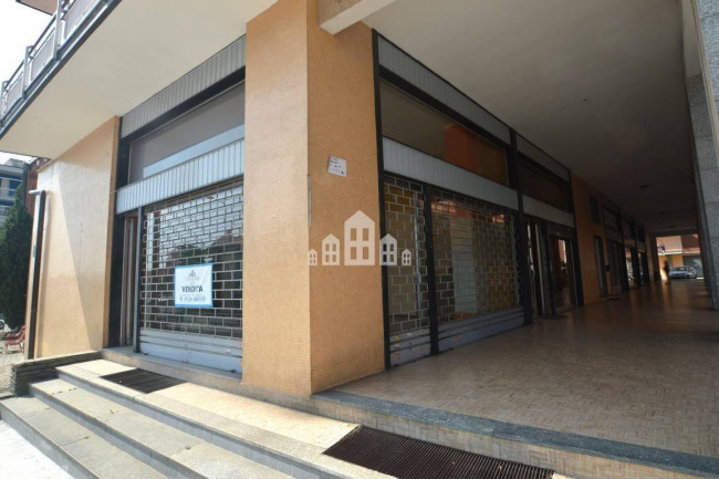 Locale commerciale in vendita a Cuorgnè
