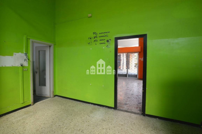 Locale commerciale in vendita a Cuorgnè