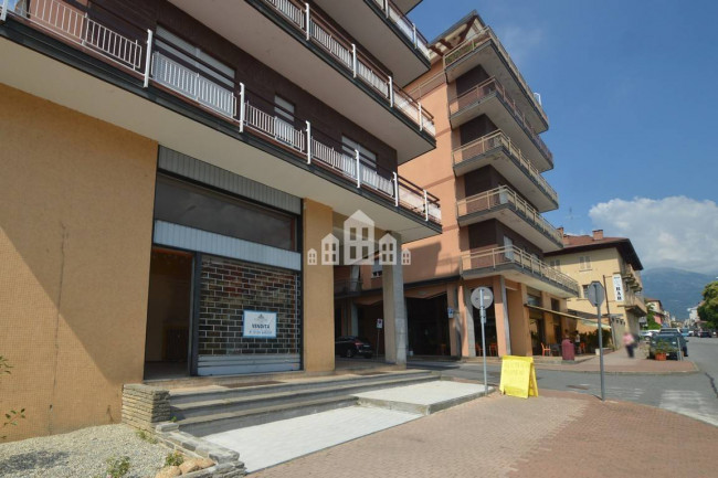 Locale commerciale in vendita a Cuorgnè