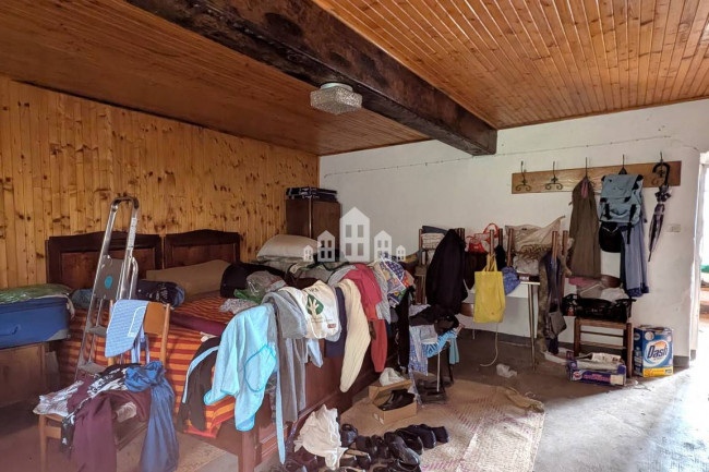 Half-duplex for sale in Traversella