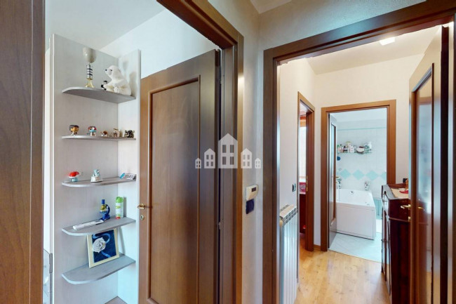 Mid-terrace villa for sale in Castellamonte