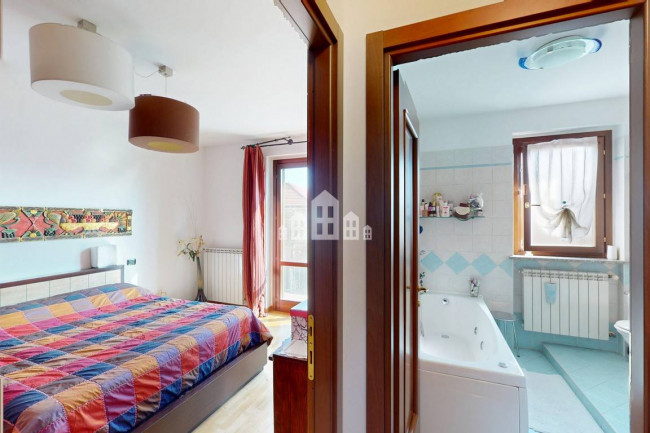 Mid-terrace villa for sale in Castellamonte