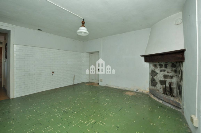 Half-duplex for sale in Rocca Canavese