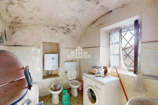 Half-duplex for sale in Val di Chy