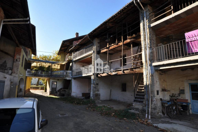 Casa semindipendente in vendita a Castellamonte