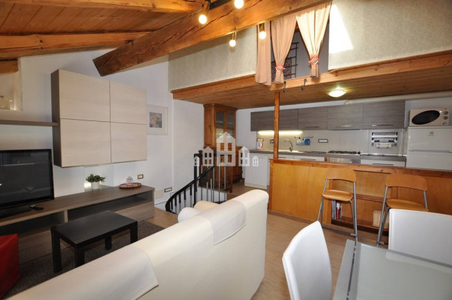 Casa semindipendente in vendita a Pont-Canavese