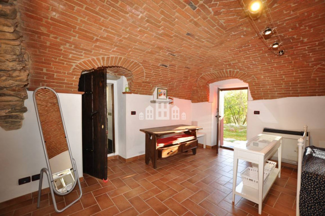 Casa semindipendente in vendita a Pont-Canavese