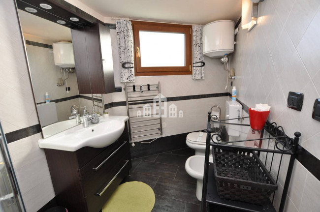 Casa semindipendente in vendita a Pont-Canavese