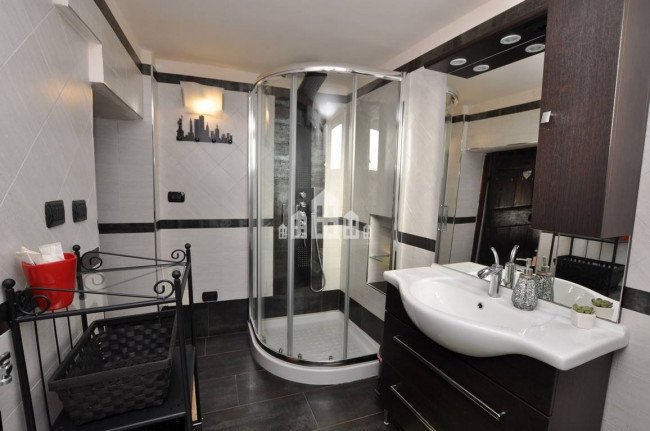 Casa semindipendente in vendita a Pont-Canavese