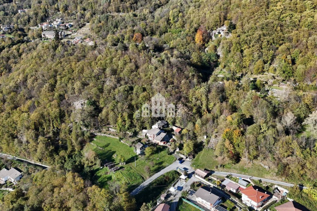 Casa semindipendente in vendita a Pont-Canavese