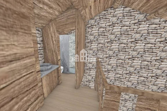 Fixer-upper for sale in Traversella