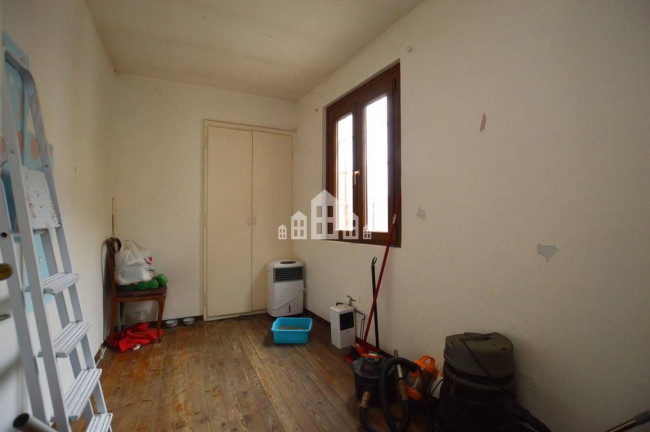 Casa semindipendente in vendita a Val di Chy