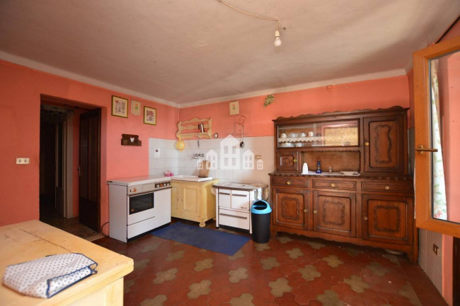 Casa semindipendente in vendita a Val di Chy