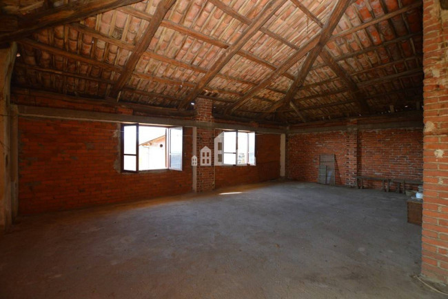 Casa semindipendente in vendita a Val di Chy