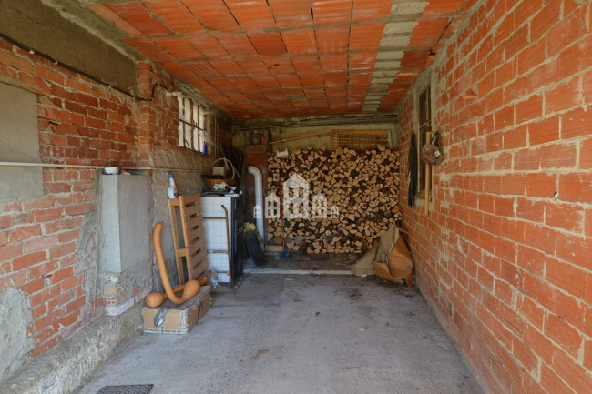 Casa semindipendente in vendita a Val di Chy