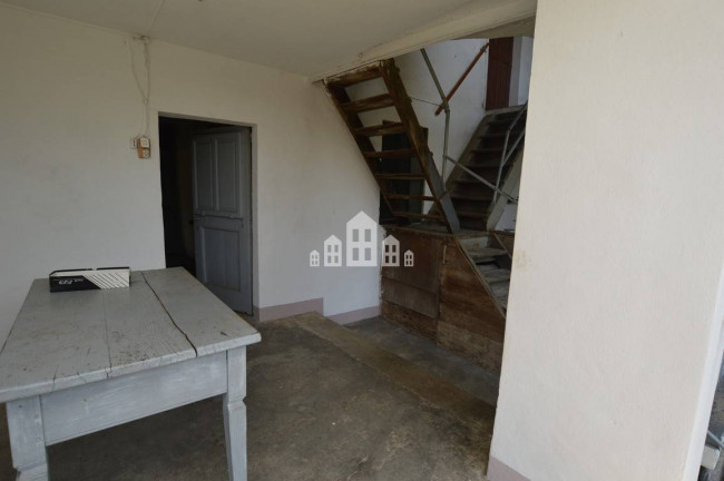 Casa semindipendente in vendita a Val di Chy