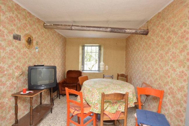 Casa semindipendente in vendita a Val di Chy