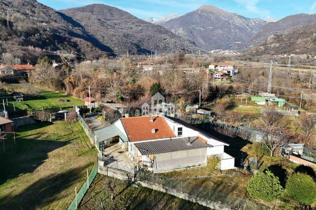 Casa indipendente in vendita a Cuorgnè