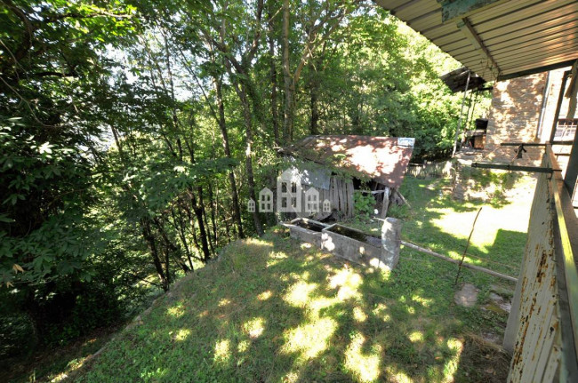 Casa semindipendente in vendita a Frassinetto